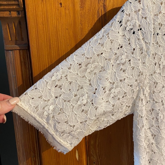 Off-white Lace Dress - Picture 5 of 8